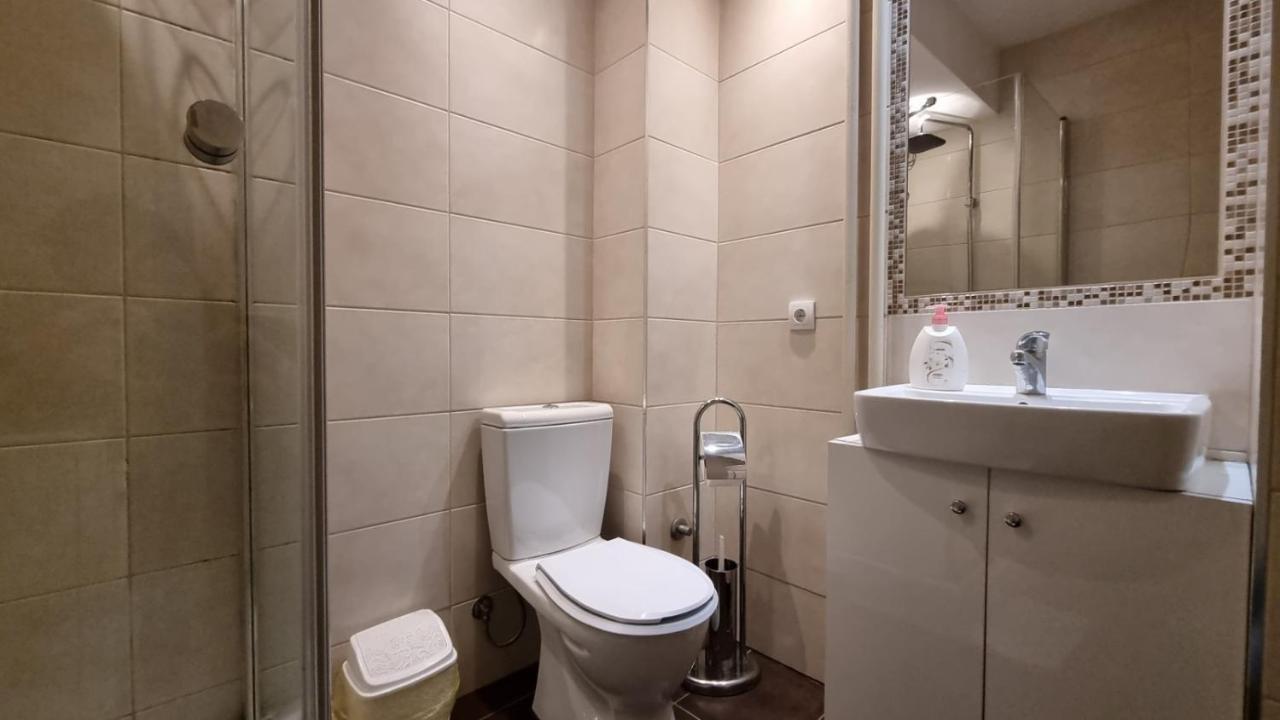 Slavija Square Apartments Belgrado Buitenkant foto