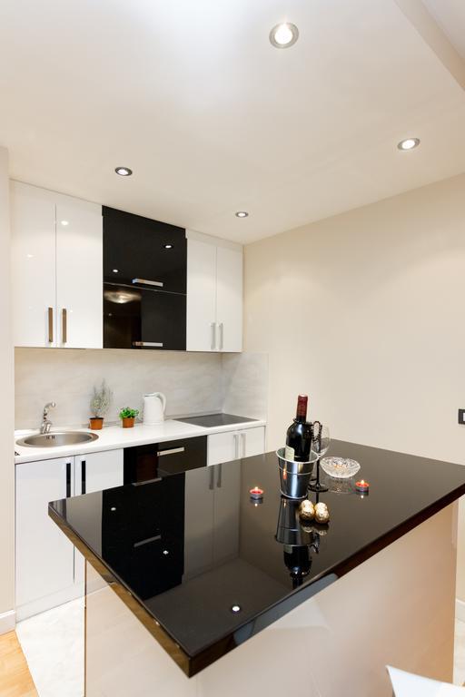 Slavija Square Apartments Belgrado Kamer foto
