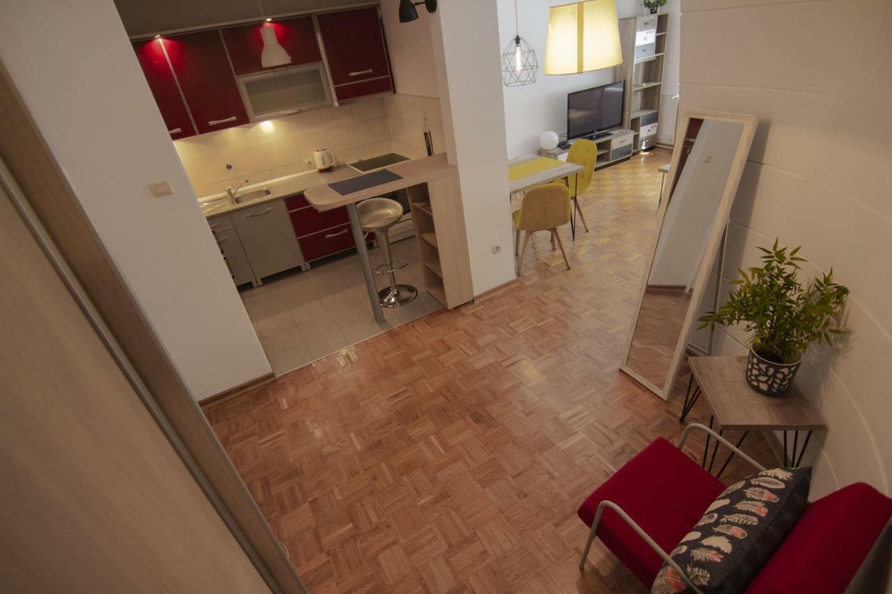 Slavija Square Apartments Belgrado Buitenkant foto