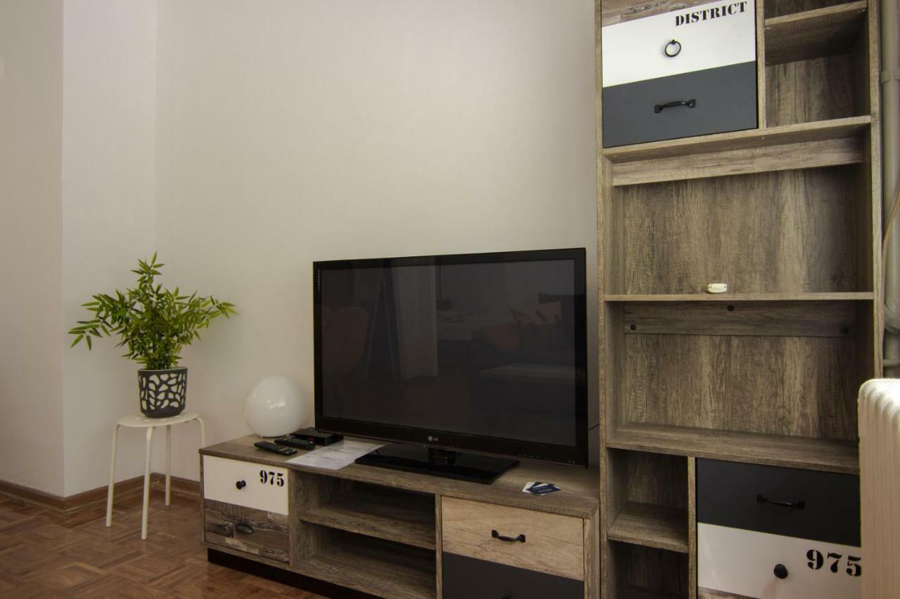 Slavija Square Apartments Belgrado Buitenkant foto